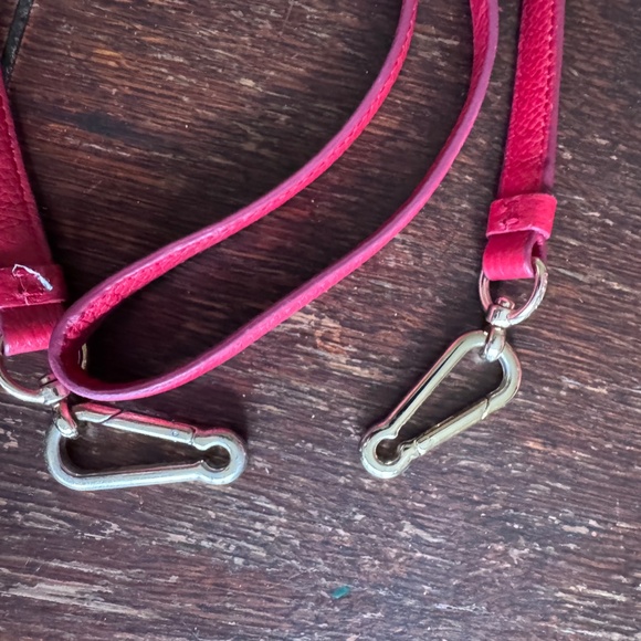 Coach Charlie Handbag / Crossbody Pebbled Leather w/ Embossed Horse & Carriage - Picture 12 of 16